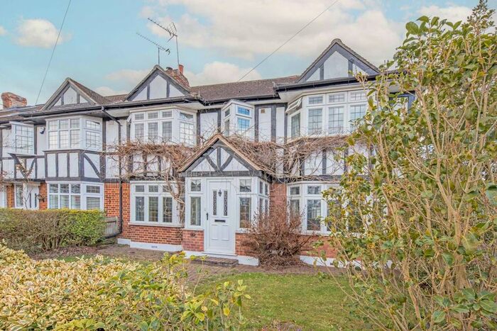 5 Bedroom Property To Rent In Wolsey Drive, Kingston Upon Thames, KT2