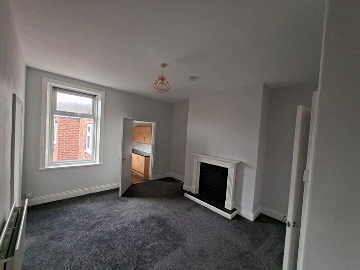 3 Bedroom Flat To Rent In Elsdon Terrace, North Shields, NE29