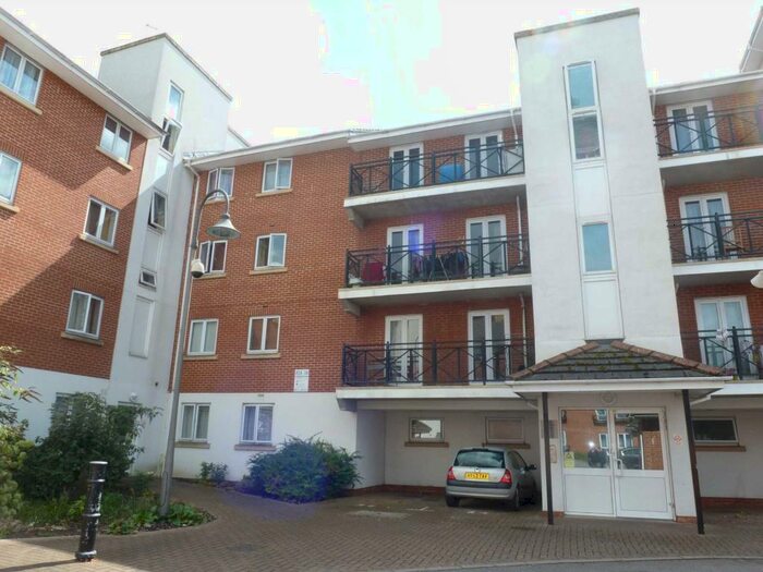 2 Bedroom Flat To Rent In Chantry Close, Abbey Wood, SE2