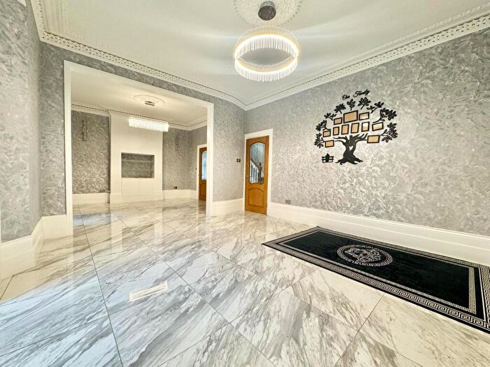 7 Bedroom Detached House To Rent In Woolstone Road, London, SE23