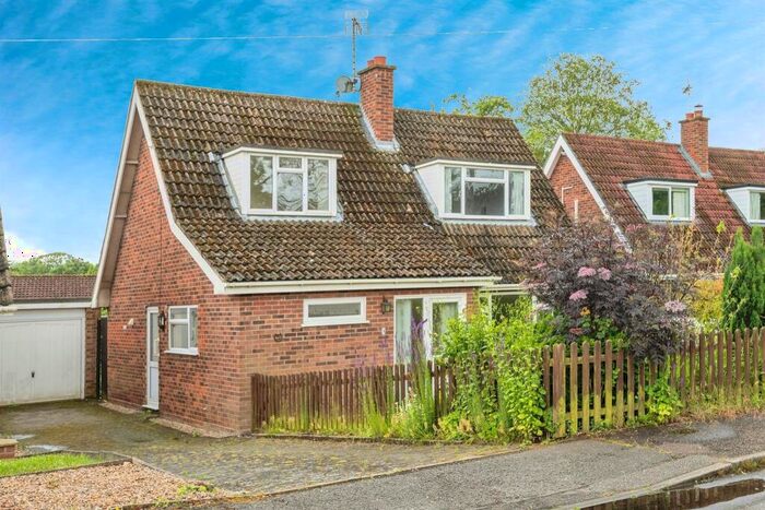 3 Bedroom Detached House For Sale In Mead Close, Buxton, Norwich, NR10