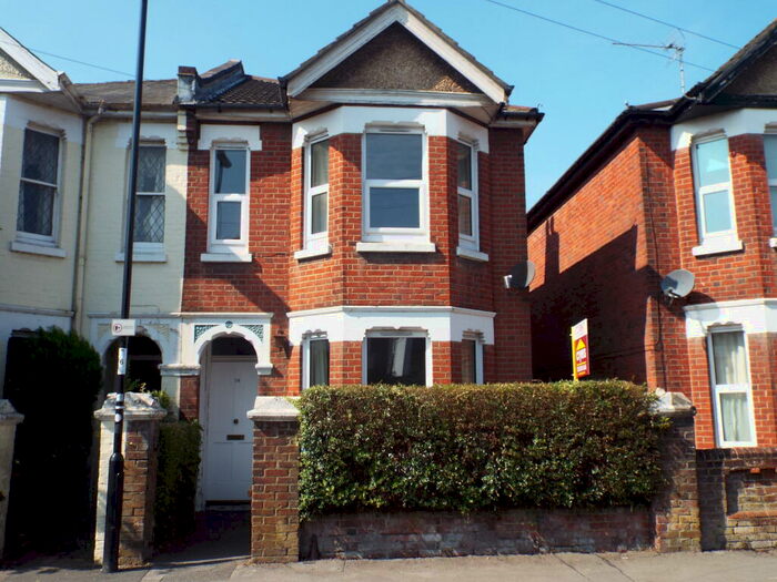 4 Bedroom House To Rent In Newcombe Road, SO15