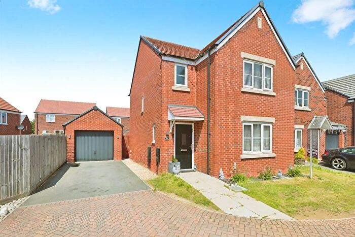 3 Bedroom Detached House For Sale In Adlington Close, Hampton Gardens, Peterborough, PE7