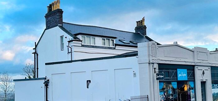 2 Bedroom Flat To Rent In Worcester Road, Malvern, Worcestershire, WR14