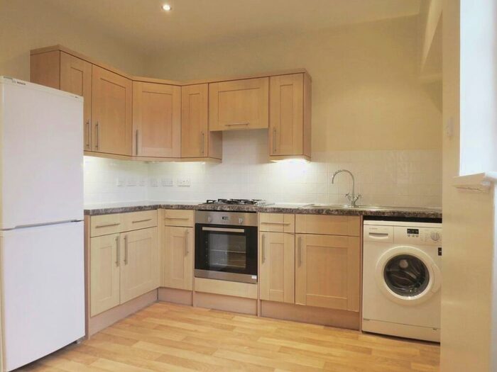 3 Bedroom Cottage To Rent In Dekker Road, Dulwich, London, SE21