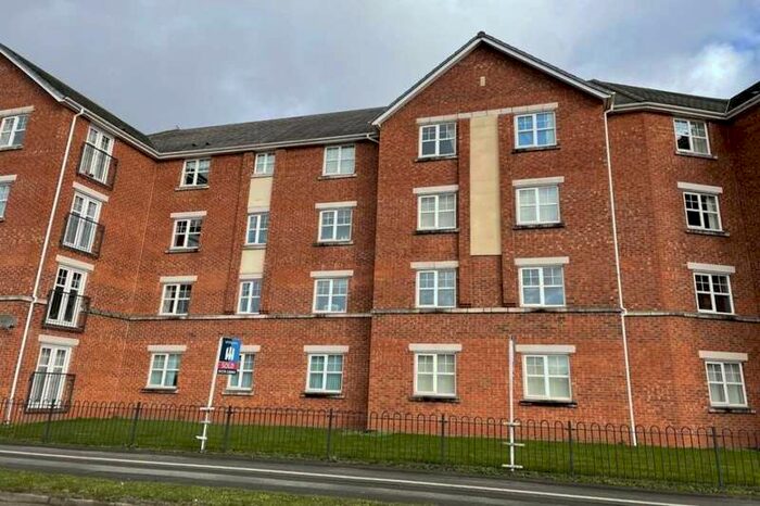 2 Bedroom Flat To Rent In Dale Way, Crewe, CW1