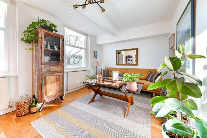 2 Bedroom Flat To Rent In Dalston Lane, Islington, E8