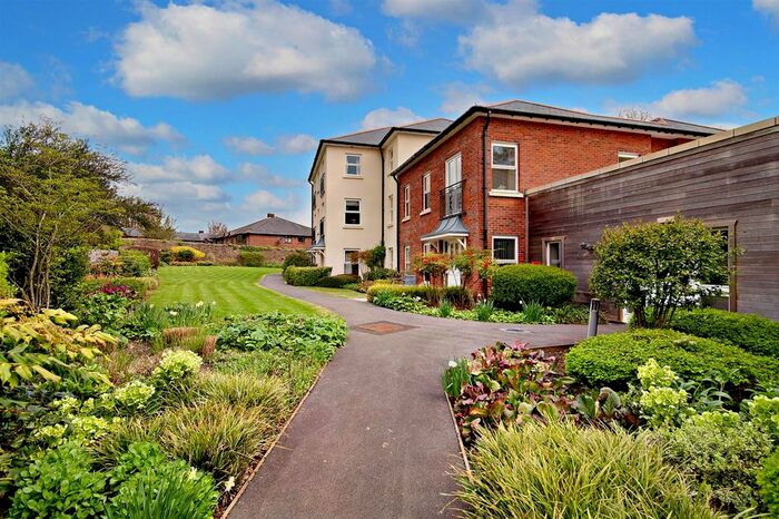 1 Bedroom Flat For Sale In Riverside Court, Abergavenny, Monmouthshire, NP7