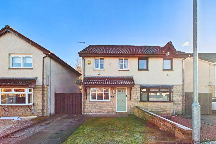 3 Bedroom Semi Detached House For Sale In Moss Road, Cambusnethan, Wishaw, ML2