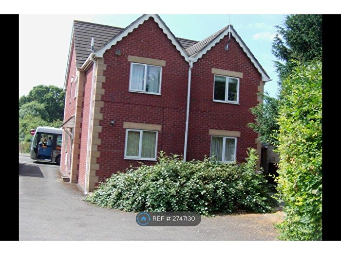 1 Bedroom Flat To Rent In Lodge Gardens, Yeovil, BA20