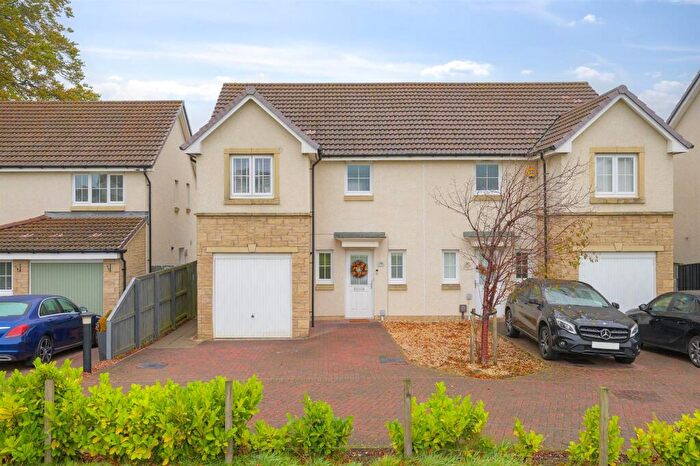 3 Bedroom Semi-Detached House For Sale In West Cults Court, Heartlands, Whitburn, EH47