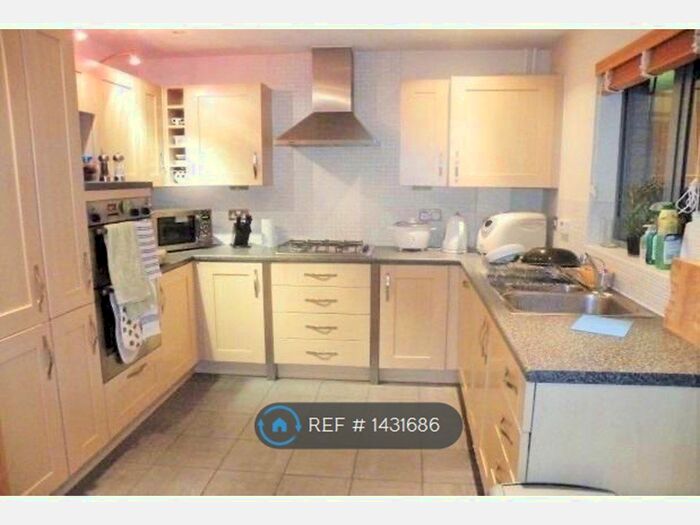 3 Bedroom Terraced House To Rent In Rustat Avenue, Cambridge, CB1