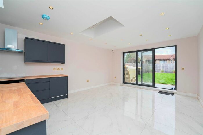 2 Bedroom Semi-Detached Bungalow For Sale In Beaufort Gardens, Heston, Hounslow, TW5