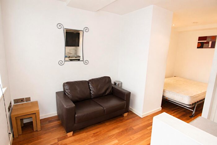 Studio To Rent In West Point, Wellington Street, LS1