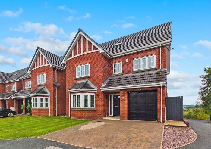 5 Bedroom Detached House For Sale In Vista Close, Westhoughton, Bolton, BL5