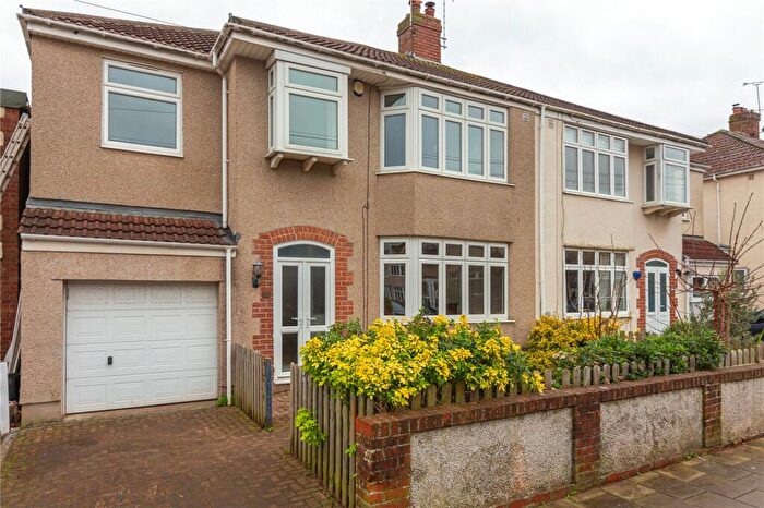 4 Bedroom House To Rent In Frome Valley Road, Bristol, BS16