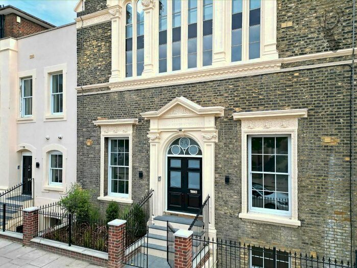 2 Bedroom Flat To Rent In Merchant Street, London, E3