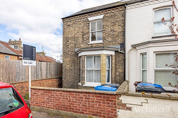 2 Bedroom Terraced House For Sale In Cardiff Road, Norwich, NR2
