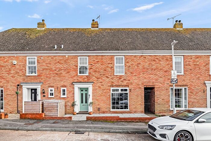4 Bedroom Terraced House For Sale In Burton Close, Folkestone, CT19