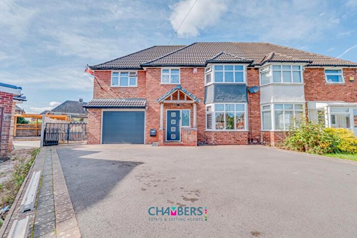 4 Bedroom Semi Detached House For Sale In Farnworth Grove, Castle Bromwich, Birmingham, B36