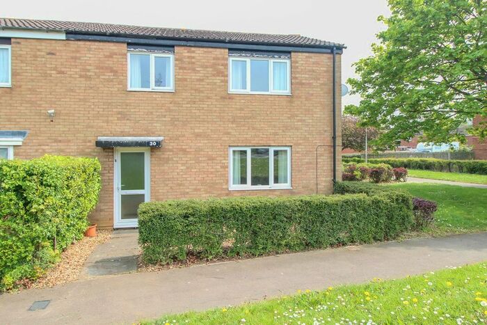 3 Bedroom Semi-Detached House To Rent In Skegness Road, Stevenage, SG1