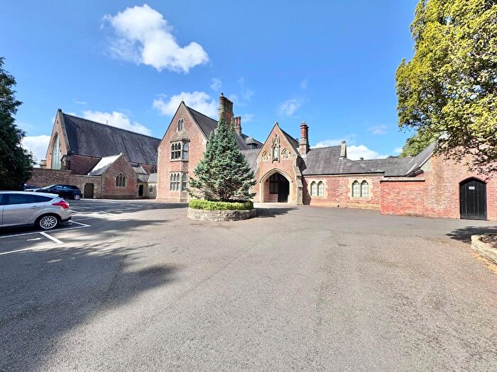 7 Bedroom Terraced House For Sale In St. Clare's Court, Darlington, DL3