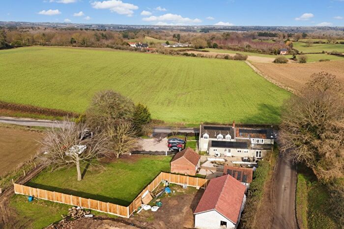 5 Bedroom Detached House For Sale In Kirby Road, Kirby Bedon, Norwich, NR14