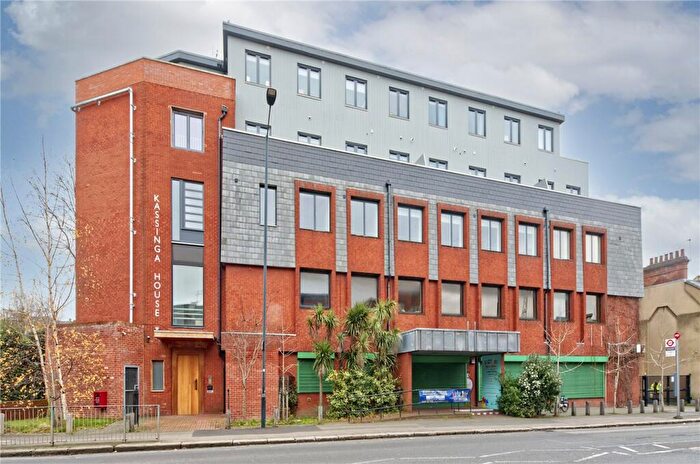 2 Bedroom Apartment For Sale In Winchelsea Road, Harlesden, London, NW10