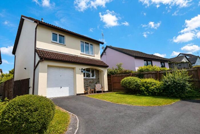 3 Bedroom House To Rent In Lane Field Road, Bideford, EX39