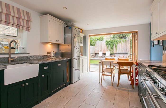 5 Bedroom Terraced House To Rent In Andalus Road, London, SW9