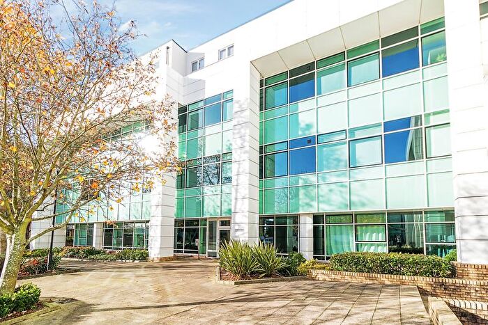 2 Bedroom Flat For Sale In Chrysler House, Bessemer Road, Welwyn Garden City, AL7