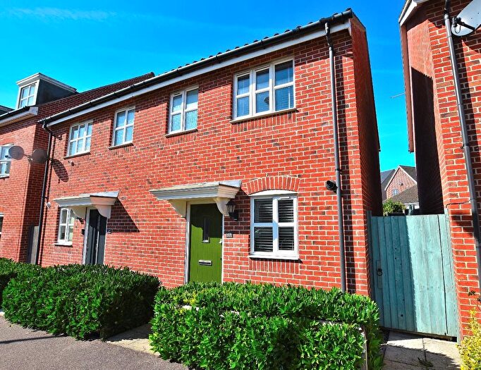 2 Bedroom Semi-Detached House To Rent In Tanton Road, Flitch Green, Dunmow, CM6