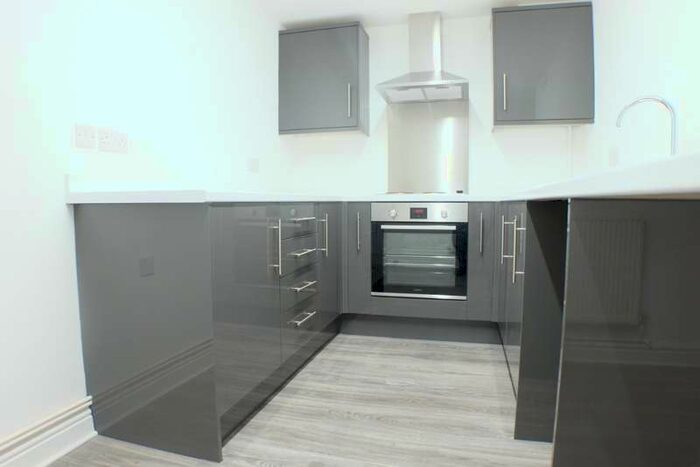 1 Bedroom Property To Rent In Carmarthen Road Cwmbwrla, Swansea, SA1