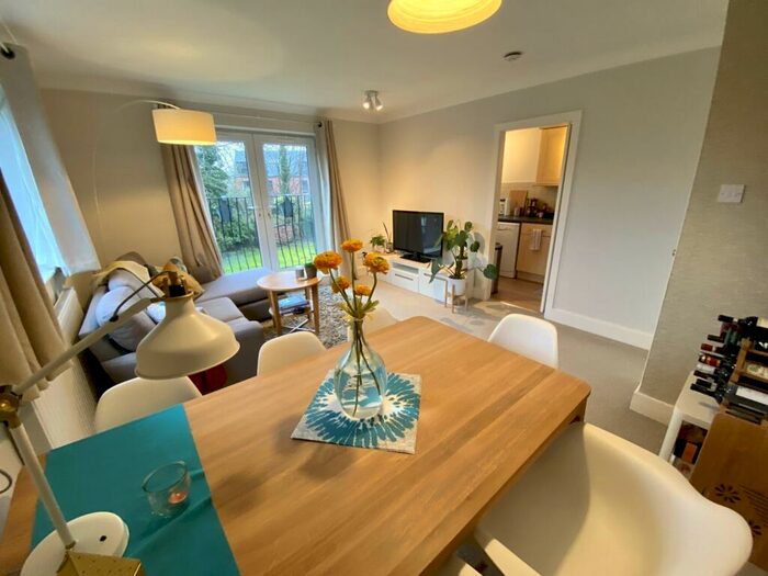 2 Bedroom Apartment To Rent In Lancaster Road, Didsbury, Manchester, M20