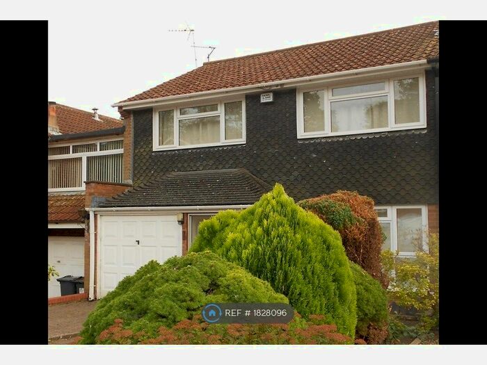 3 Bedroom Terraced House To Rent In Presthope Road, Birmingham, B29