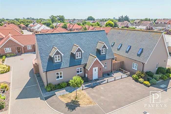 4 Bedroom Detached House For Sale In Orchard Gardens, Kirby Cross, Frinton-On-Sea, CO13