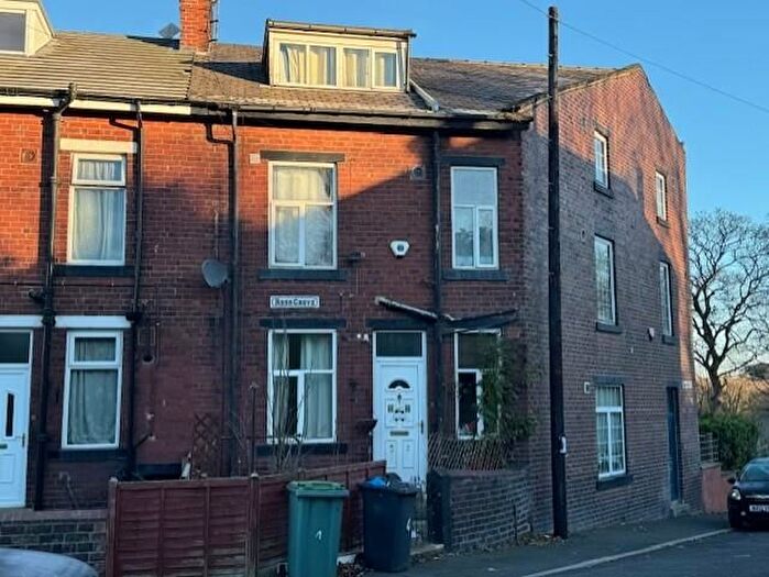 2 Bedroom End Of Terrace House To Rent In Ross Grove, Rodley, Leeds, LS13