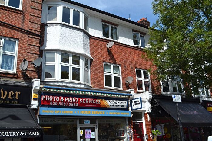 2 Bedroom Flat To Rent In Ealing Park Mansions, W5