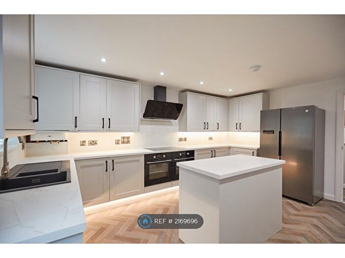 5 Bedroom Semi-Detached House To Rent In Copenhagen Way, Norwich, NR3