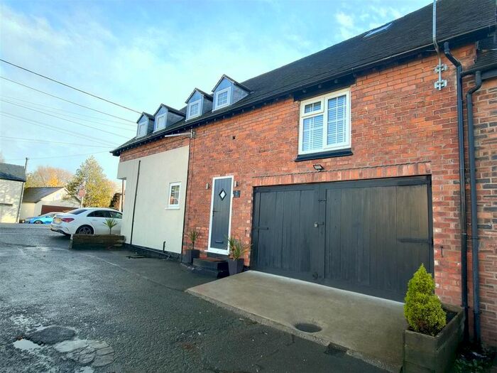 3 Bedroom Flat To Rent In Shores Lane, Burland, Nantwich, CW5