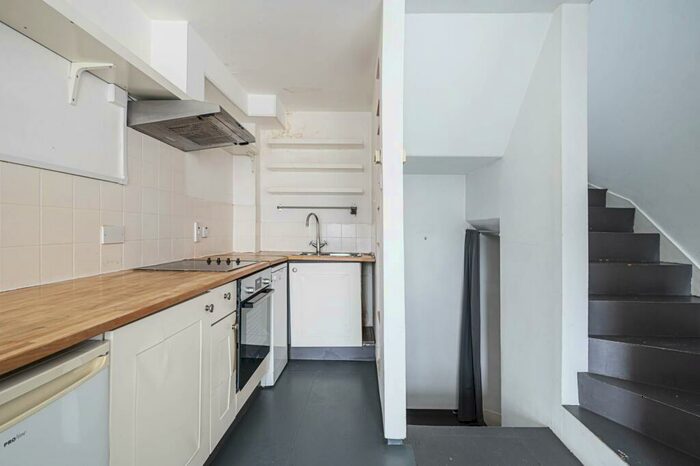 1 Bedroom House To Rent In Malmesbury Road, , Bow, London, E3