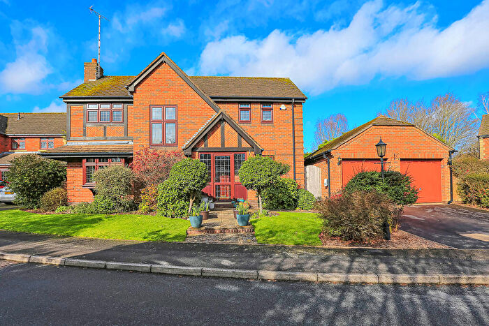 4 Bedroom Detached House For Sale In Ashborough Drive, Solihull, B91