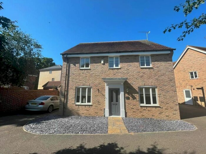 4 Bedroom Detached House To Rent In Thomas Crescent, Kesgrave, IP5