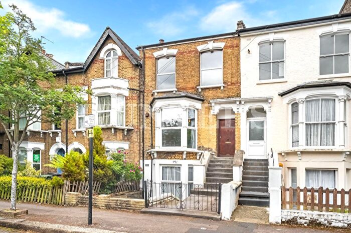 1 Bedroom Flat For Sale In Townsend Road, London, N15