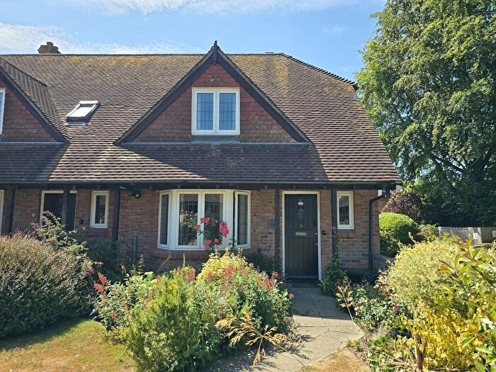 2 Bedroom Terraced House For Sale In Steyning, BN44