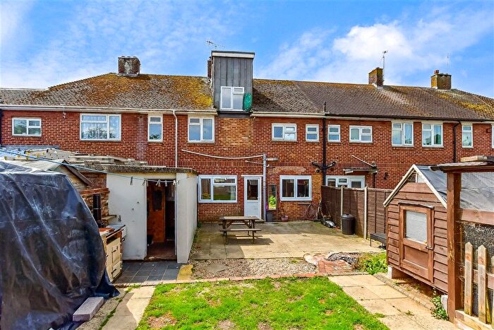 3 Bedroom Semi-Detached House For Sale In Griffin Crescent, Littlehampton, West Sussex, BN17