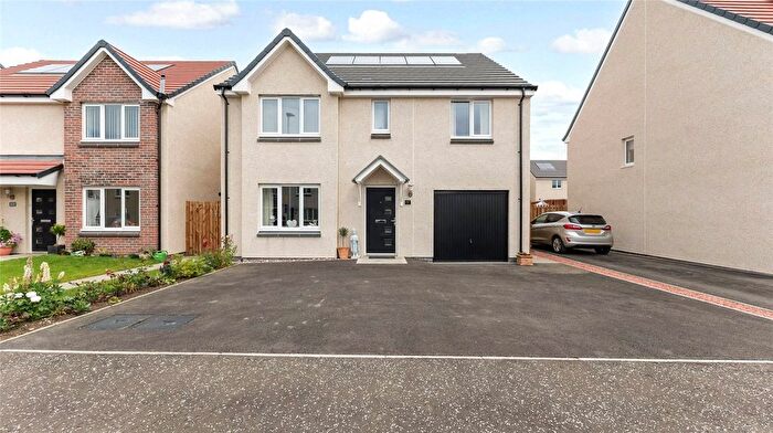 4 Bedroom Detached House For Sale In Sappi Road, Glenrothes, Fife, KY7