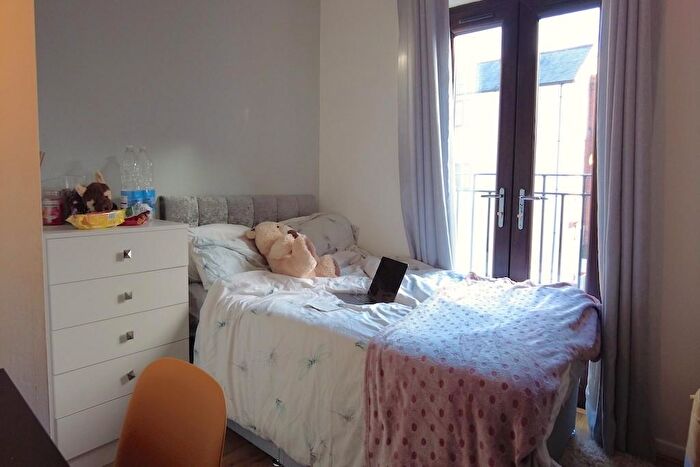 1 Bedroom Apartment To Rent In Student House Share - En-Suite Accommodation - Friars Lane, LN2