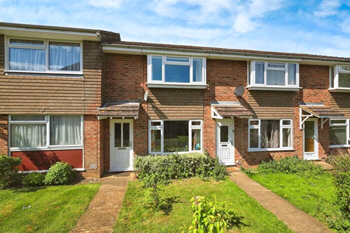 2 Bedroom Terraced House For Sale In Buckhurst Close, Lewes, BN7