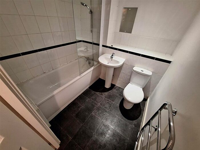 2 Bedroom Flat For Sale In Kaber Court, Liverpool, Merseyside, L8